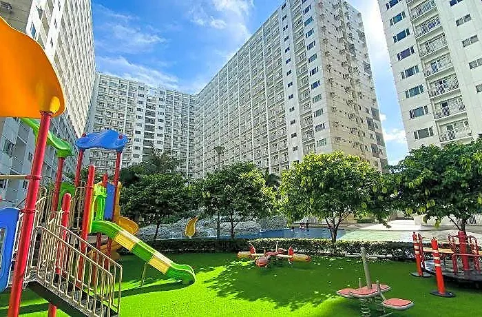 Homefort At Shore Residences
