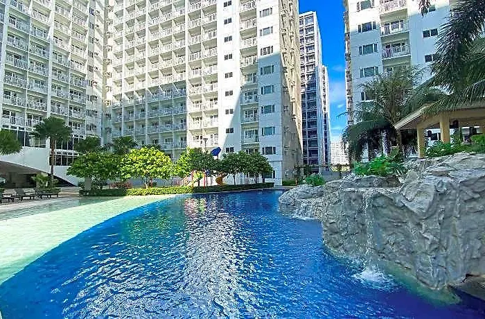 Hotel Homefort At Shore Residences
