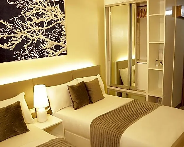 Hotel Homefort At Shore Residences